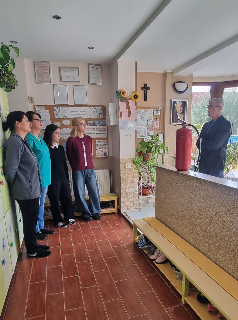 siguranta-copiilor-gradinita-montessori-bucov-cadre